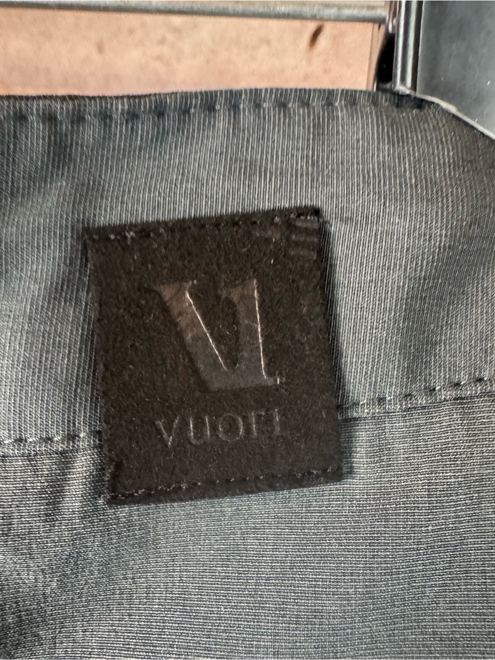 Vuori Men's Size 30 Aim Shorts V368 Dark Grey Golf Travel Everyday  $74 Stretch - Picture 9 of 12